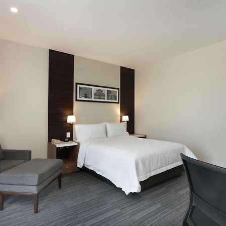 Hampton Inn And Suites San Luis Potosi Slp Bagian luar foto