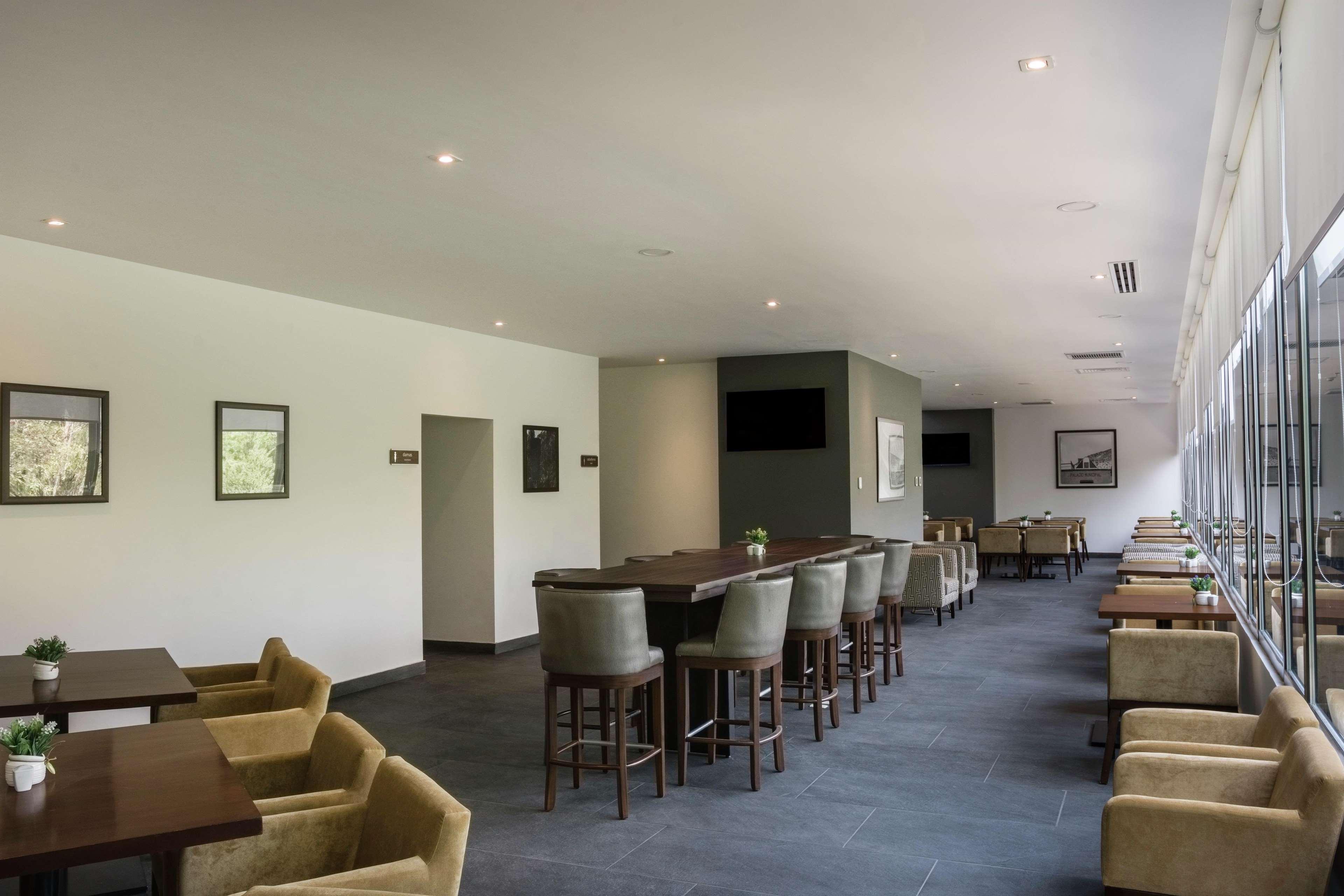 Hampton Inn And Suites San Luis Potosi Slp Bagian luar foto
