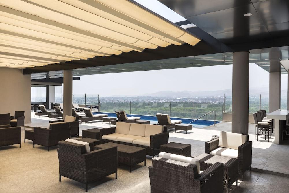 Hampton Inn And Suites San Luis Potosi Slp Bagian luar foto
